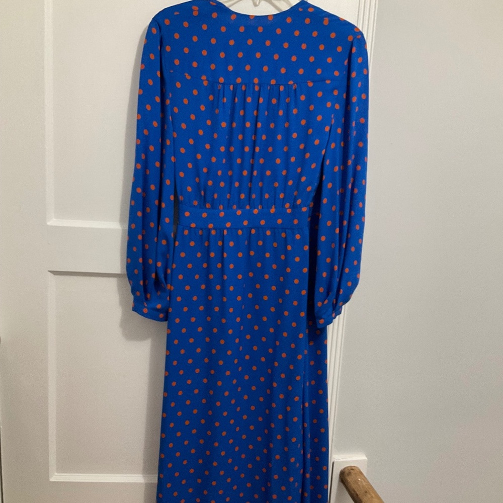 Women’s dress